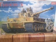 czołg Tiger I wczesny, z wnętrzem, Academy 1348, 1:35
