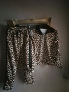 Komplet damski dresowy typ masełko wzór panterka