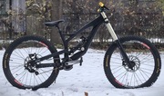 Rower DH YT Tues 2.0, skok 200mm, rozmiar M, 26"