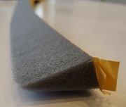 Uszczelka klinowa 1m x 5,8 cm x 2,5 cm.