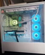 Komputer Gamingowy /Ryzen 5 9600x/RX 9060 XT 16gb/32GB DDR5/1TB SSD/Win 11