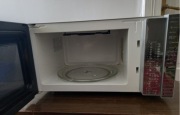 Kuchenka mikrofalowa wolnostojący Whirlpool - MWP 304 M - używana