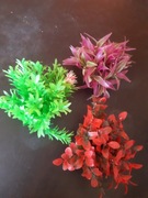 Sztuczne rośliny akwariowe.