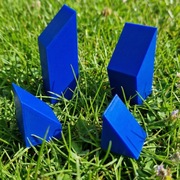 Litera "T" . Puzzle z czterech klocków.