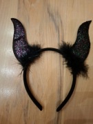 czarna brokatowa opaska na głowę diabeł diablica z rogami z brokatem rogi