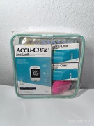 Zestaw Glukometr z akcesoriami Accu-Chek Instant+200szt pasków+Kosmetyczka