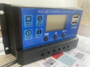 Regulator Ładowania Solarnego PWM 100A 12V/24V USB – nowy