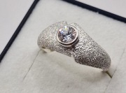 Srebrny pierścionek pr 925 z cyrkonią rozm 16