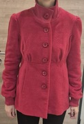 Płaszcz sweterkowy czerwony krótki + gratis kolczyki