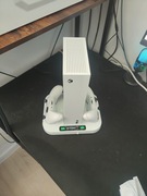 Konsola Xbox series S+2 pady+stacja ładująca 