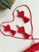 Brelok breloczek do kluczy serce czerwone zawieszka makrama