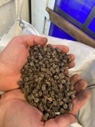 pellet z łuski słonecznika