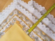 Obrus 140x140cm nowy + 2 podkładki