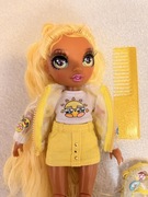 Lalka Rainbow High Junior High - Sunny Madison + Akcesoria | Słoneczny Styl