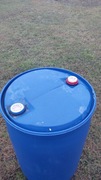 Witam - sprzedam beczkę plastikową 200l.