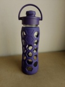 Lifefactory butelka szklana 600 ml w silikonowej osłonie bidon
