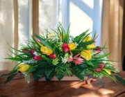 Kompozycja na desce krokusy wiosna 