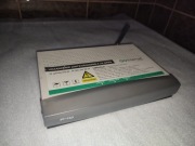 Urządzenie vintage retro F10 z modemem satelitarnym DVB i internetem GPRS