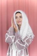 Chusta wełniana biała – Handmade z naturalnej wełny koziej