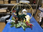 Stroik świąteczny na stół z reniferem