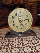 Stary chiński budzik Diamont nakręcany 