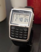 Zegarek z kalkulator Databank DBC-32