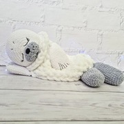 Przytulna Foczka Handmade – Duża, Miękka Maskotka z Włóczki