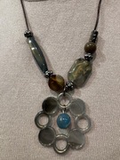 Nowy naszyjnik damski wisior brązowy złoty niebieski