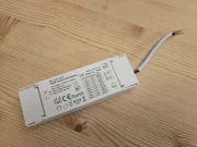 PB-12A-L(WT) Ściemniacz z zasilaczem prądowym LED 12W WiFi RF 9-45V