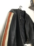 skórzana kurtka vintage motocykl