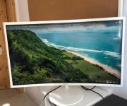 Monitor Samsung C32F391FWU, stan idealny