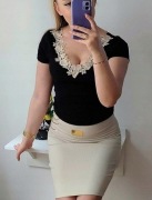 Piękna bluzeczka La Pia z koronką