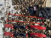 Kpl narciarski dziecięcy narty buty kask 