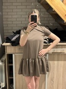 Sukienka z falbaną Zara S/36
