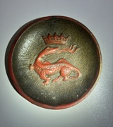 talerz metalowy osdobny na sciane smok wawelski z koroną, sygnowany, 280g