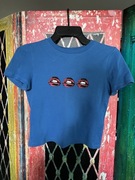 Damska krótka koszulka t-shirt na krótki rękaw top z nadrukiem ust Primark