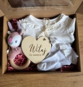 Zestaw prezentowy box dla dziecka chrzest narodziny body 62 H&M 