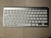Apple Wireless Keyboard A1314 – aluminiowa, Bluetooth, na baterie AA