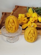 Świeca Pisanka z Chrystusem z wosku pszczelego