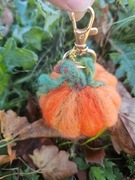 Brelok dynia  hand made filc , filcowana na sucho, rękodzieło