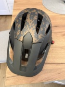 Kask rowerowy Renegade Mips Uvex, roz L Używany stan BDB