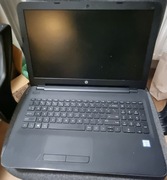 8 uszkodzonych laptopów