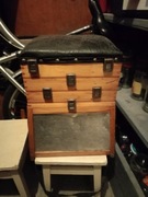 Kufer z siedziskiem na ryby