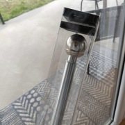 Karnisze całkiem nowe, nie były otwierane