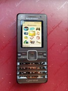 Telefon komórkowy Sony Ericsson K770i + karta pamięci, bateria i ladowarka