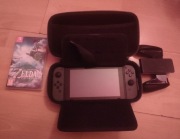 Nintendo Switch + The Legend of Zelda Tears of the Kingdom