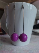 Kolczyki długie wiszące fioletowe kulki na srebrnym sztyfcie