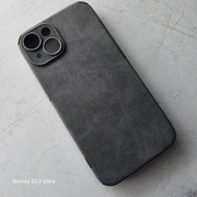 Pokrowiec case silikonowy do iPhone 14 czarny etui jak na real foto używany