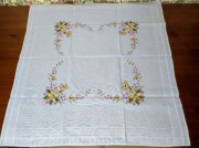 Ręcznie haftowana serweta 78x74