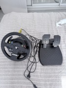 Kierownica Thrustmaster TMX Force Feedback z pedałami